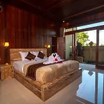 Pondok Ulun Desa #Beautiful Villa In Ricefield Area